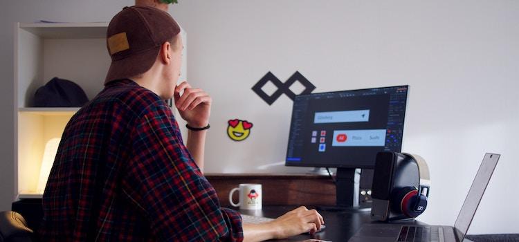 There are different freelance graphic design jobs you can find online.