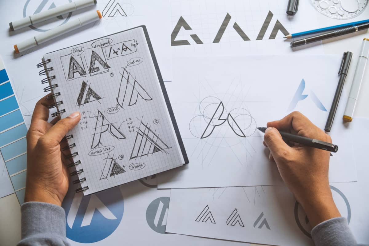 How Much Do Graphic Designers Charge for a Logo? Understanding Pricing