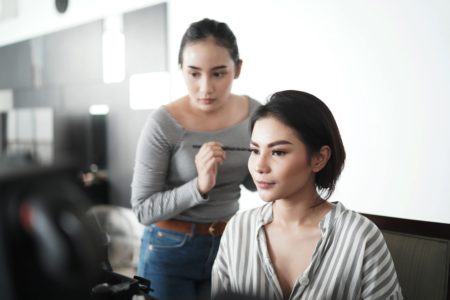 How to Start a Freelance Makeup Artist Business + Where to Find Work